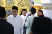 Pererat Silaturahmi, Wagub Kepri Shalat Jumat di Masjid Sultan Riau Penyengat