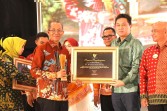 PAD Kunci Kemandirian Fiskal, Pemko Beri Penghargaan Kepada Wajib Pajak