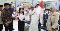Plh Walikota Batam Lepas JCH Kloter Terakhir