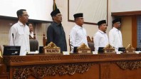 Gelar Paripurna, DPRD Batam Tunda Pengesahan Ranperda Adminduk