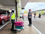 Polda Kepri Intensifkan Pengamanan Arus Balik di Bandara Hang Nadim, Pastikan Perjalanan Aman dan Nyaman
