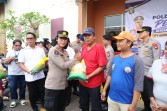 Polda Kepri Salurkan Bantuan Sosial untuk 1.025 Karyawan PT Ghim Li Indonesia
