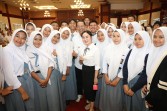 Program Prioritas Amsakar-Li Claudia Wujudkan Mimpi Anak Pulau Menuju Kampus Terbaik