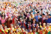 52.845 Peserta Didik SD dan SMP Batam Terima Seragam Gratis