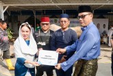 Semangat Berbagi di Hari Raya Idul Adha, Li Claudia Serahkan Hewan Kurban Presiden Prabowo