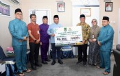 Pemko Batam Terima Donasi Peduli Gempa NTT Rp500 Juta
