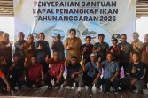 Bupati Roby Serahkan 11 Unit Sarana Penangkapan Ikan, Dorong Produktivitas Nelayan Bintan
