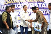 Warga Rasakan Manfaat Program Kerakyatan Amsakar-Li Claudia