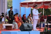Dirgahayu RI ke-81, Sang Merah Putih Berkibar di Lapangan Relief Antam Kijang Bintan
